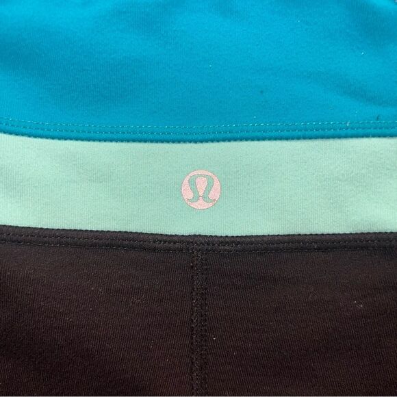 Women’s Lululemon Wunder Shorts Black with Multi Color Waistband size 8 Bike - Picture 4 of 5